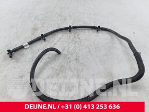 Mercedes Sprinter Fuel return line O309580 photo 2