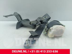 Toyota Pro-Ace Sicherheitsgurt links hinten O309691 foto 2
