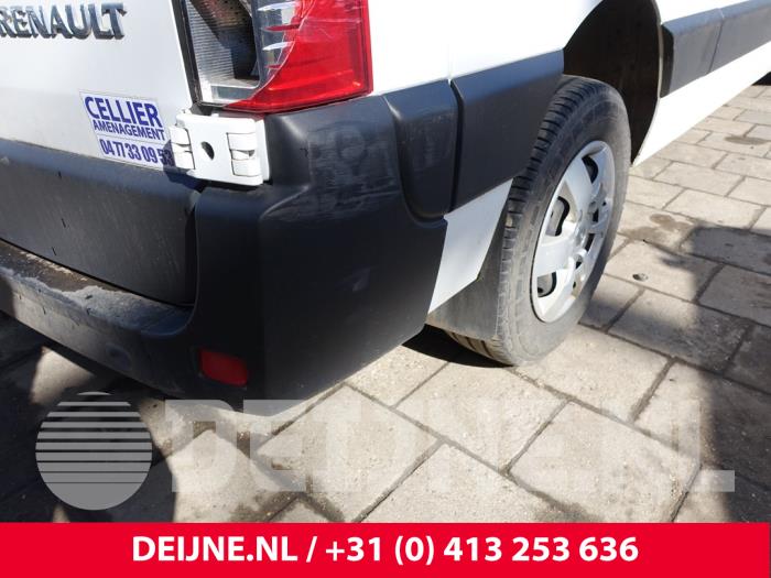 Renault Master Bumperhoek rechts-achter O309619