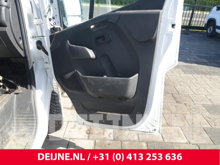 Renault Master Türverkleidung 2-türig rechts O309648