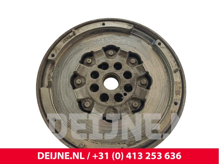 Gebruikte Vliegwiel Opel Vivaro 1.6 CDTI BiTurbo 120 Prijs € 193,60 Inclusief btw aangeboden door van Deijne Onderdelen Uden B.V.