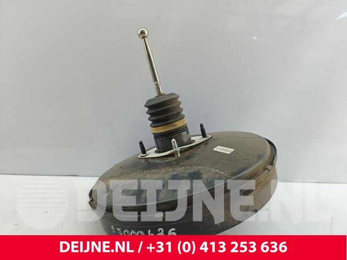 Gebruikte Rembekrachtiger Volkswagen Caddy III (2KA,2KH,2CA,2CH) 1.6 TDI 16V Prijs € 42,35 Inclusief btw aangeboden door van Deijne Onderdelen Uden B.V.