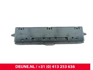 Mercedes Sprinter Radiobedienfeld O309785 foto 3