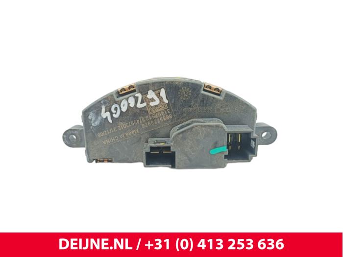 Lynk & Co 01 Heater resistor O309786