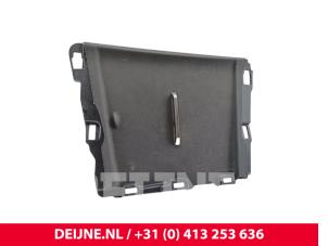 Lynk & Co 01 Draadloze oplader O309806 foto 2