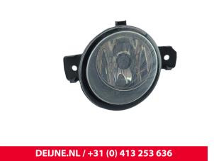 Nissan NV400 Mistlamp rechts-voor O309810 foto 3