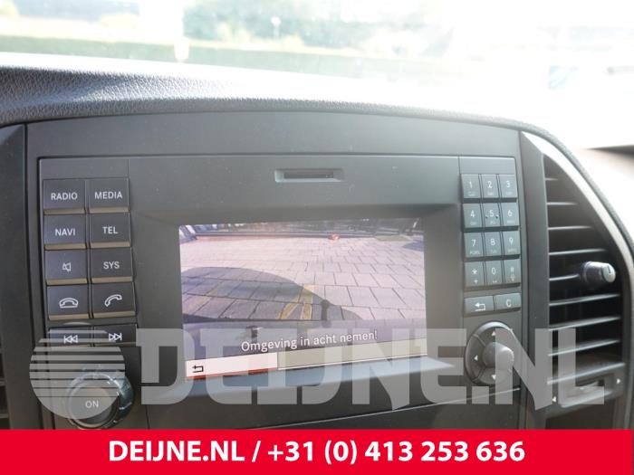 Mercedes Vito Displays Multi Media Anzeige O309850