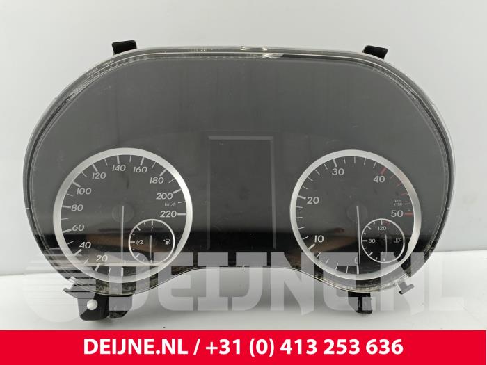 Mercedes Vito Tacho - Kombiinstrument KM O309871
