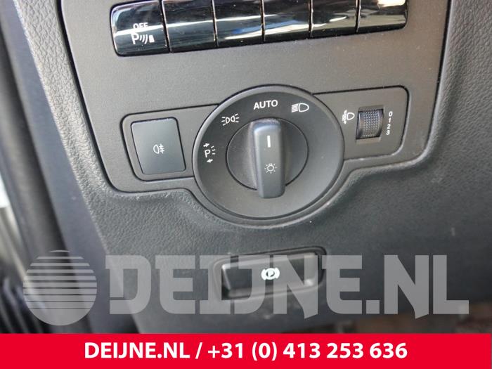 Mercedes Vito Licht Schakelaar O309877
