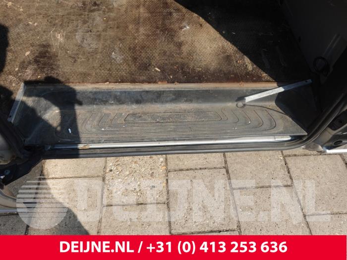 Mercedes Vito Schiebetür Einstieg rechts O309946
