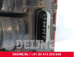 Volkswagen Transporter Achterlicht links O309961 foto 3