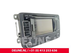 Volkswagen Transporter Display Multi Media regelunit O309981 foto 2