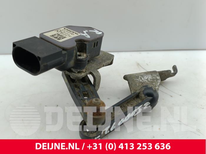 Volvo XC90 Xenon height adjustment O310097
