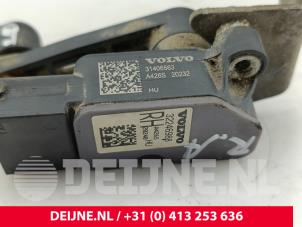 Volvo XC90 Xenon hoogteregelaar O310097 foto 3