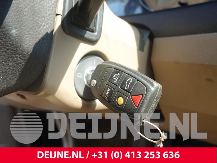 Volvo V70 Zündschloss+Schlüssel O310171