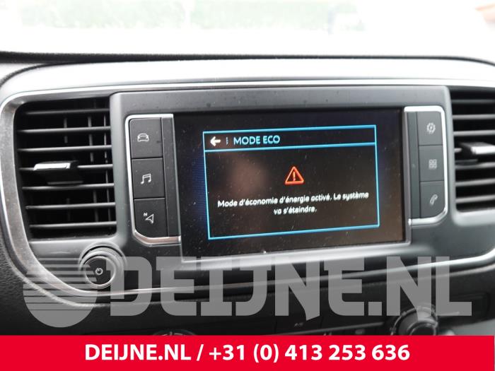 Peugeot Expert Displays Multi Media Anzeige O310245