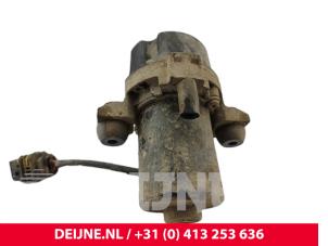 Mercedes eVito Brake servo vacuum pump O310286 photo 3