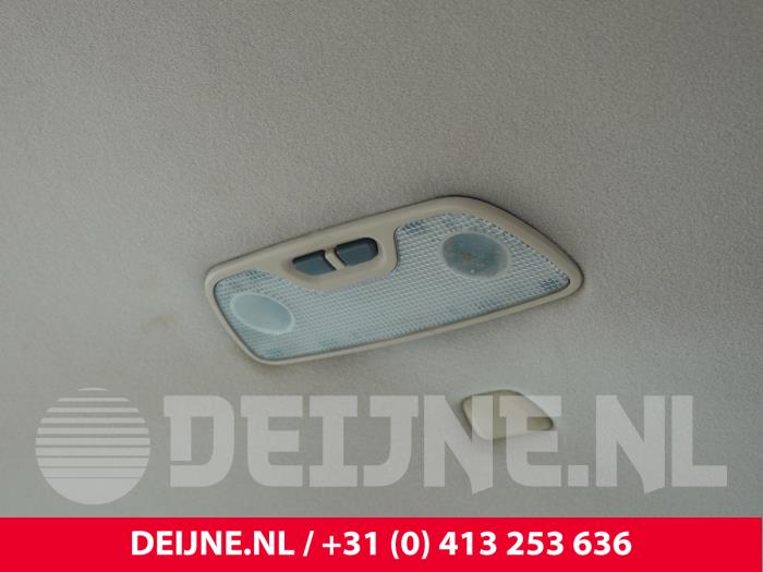 Volvo V70 Binnenverlichting achter O310139