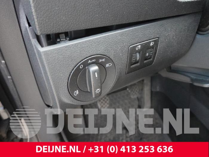 Volkswagen Caddy Licht Schalter O310381