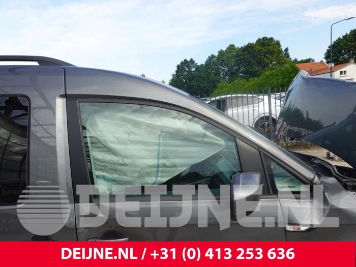 Volkswagen Caddy Türscheibe 2-türig rechts O310388