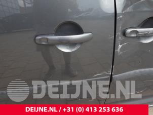 Volkswagen Caddy Sliding door, right O310404 photo 2