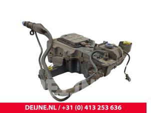 Peugeot Partner Adblue Tank O310784 foto 2