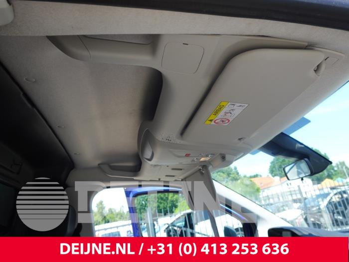 Peugeot Partner Innenspiegel O310789