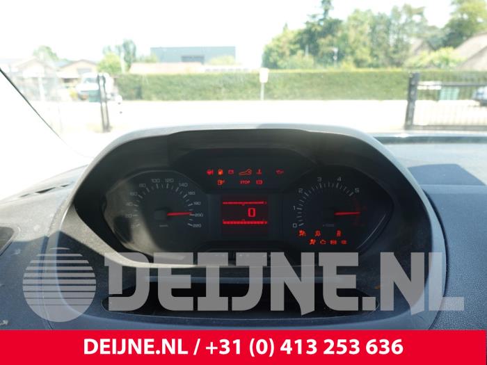 Peugeot Partner Tacho - Kombiinstrument KM O310822