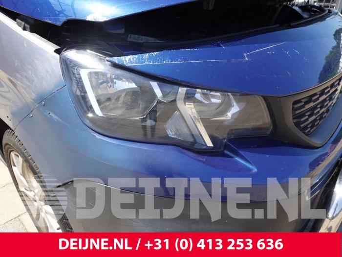 Peugeot Partner Scheinwerfer rechts O310825