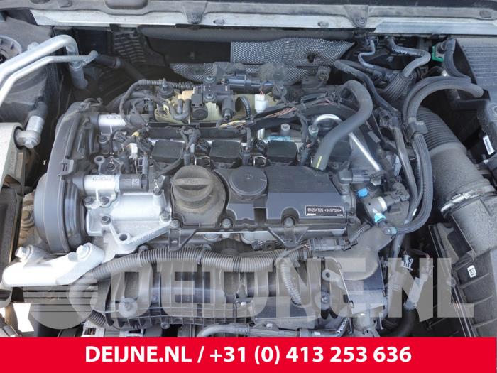 Volvo S60 Engine O310730
