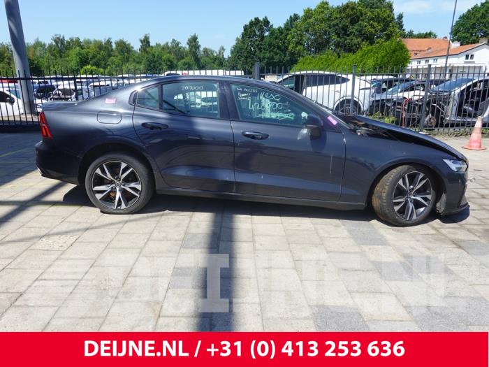 Volvo S60 Tür 4-türig rechts hinten O310733