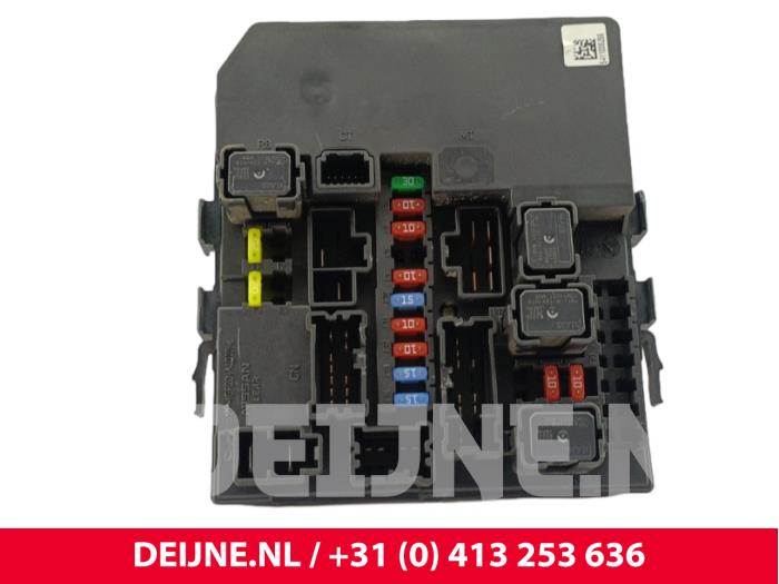 Nissan NV200 Zekeringkast O310905