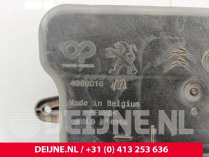 Peugeot Expert Adblue Tank O310920 foto 2