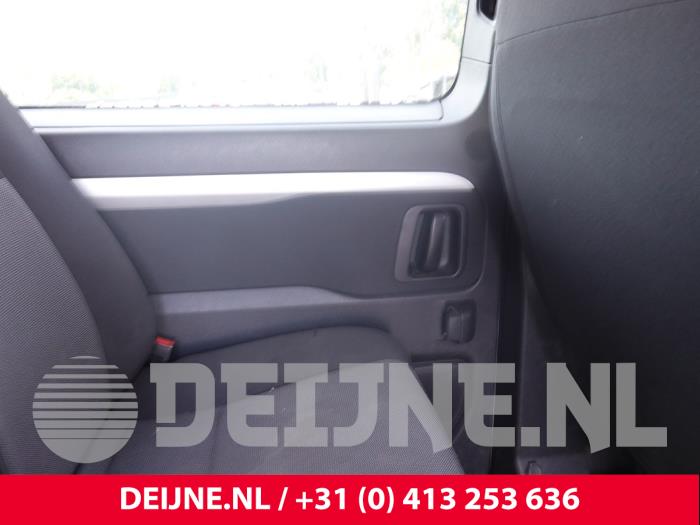 Peugeot Expert Verkleidung Schiebetür links O310927