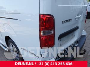 Peugeot Expert Bumperhoek links-achter O310936 foto 2