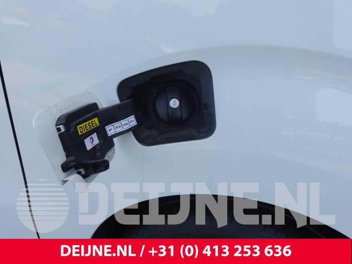 Peugeot Expert Tankklappe O311003