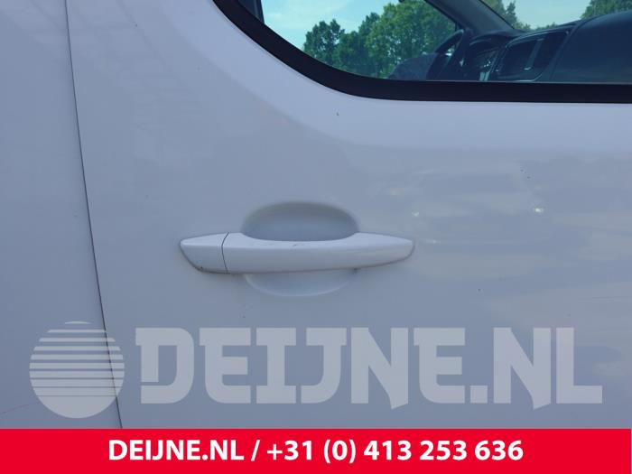 Peugeot Expert Türgriff 2-türig rechts O311027