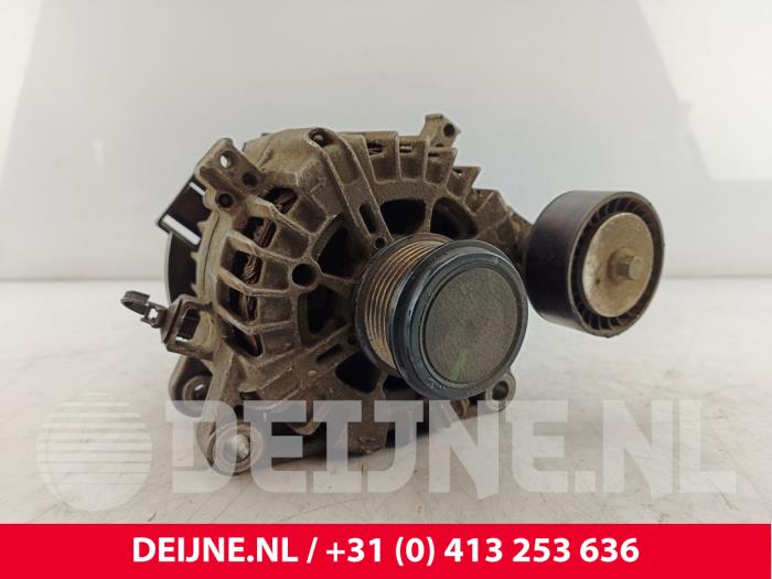 Gebruikte Dynamo Ford Transit Custom 2.0 TDCi 16V Eco Blue 105 Prijs op aanvraag aangeboden door van Deijne Onderdelen Uden B.V.