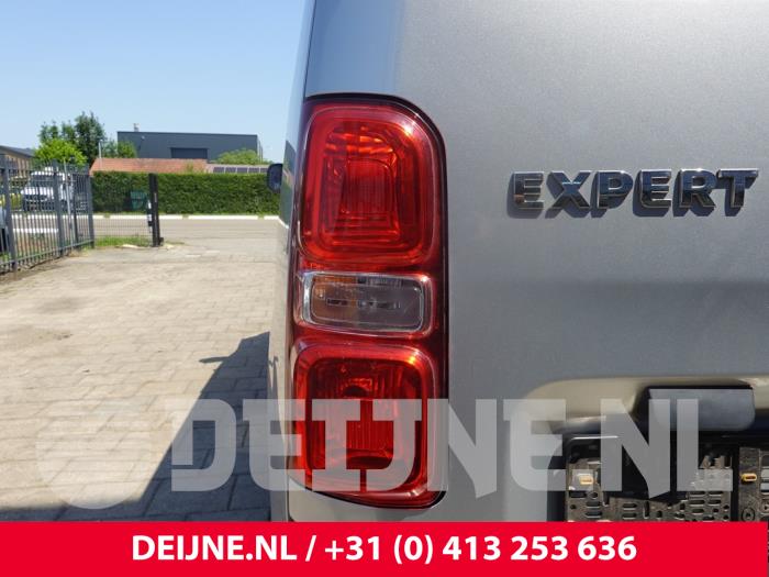 Peugeot Expert Achterlicht links O311330