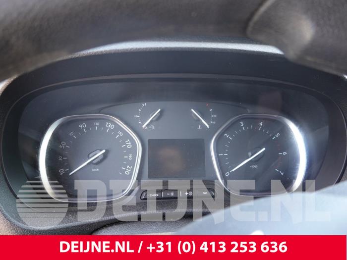 Peugeot Expert Tacho - Kombiinstrument KM O311366