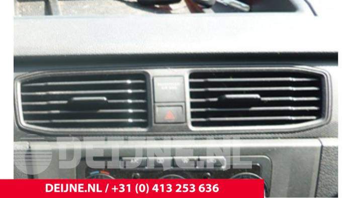 Volkswagen Caddy Panikbeleuchtung Schalter O311509