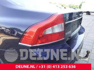 Volvo S80 Taillight, left O311592 photo 2