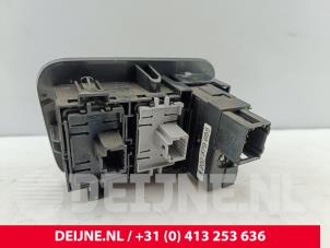 Renault Master Height control switch O312142 photo 2