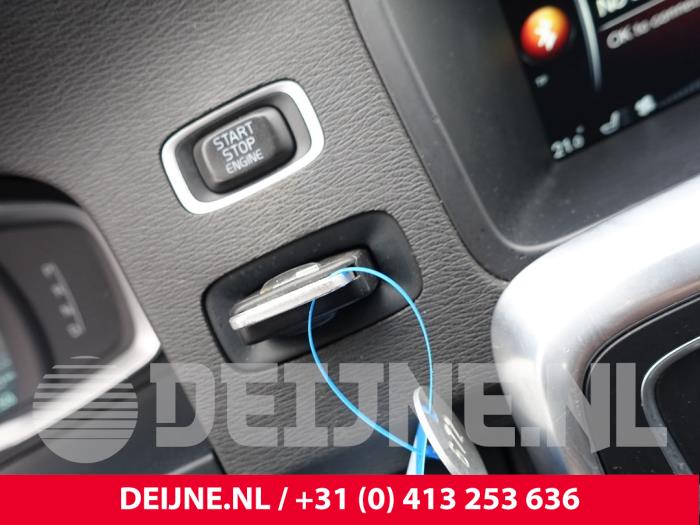 Volvo V60 Zündschloss+Schlüssel O312324