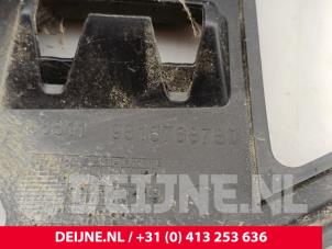 Fiat Doblo Front bumper bracket, right O312403 photo 3