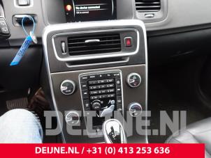 Volvo V60 Gear stick O312388 photo 2