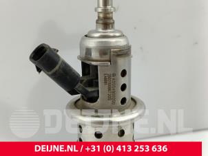 Mercedes Sprinter Adblue injector O312449 foto 2