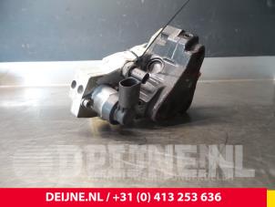 Mercedes Sprinter Kraftstoffpumpe Mechanisch O312489 foto 2