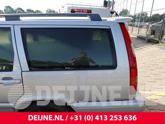 Volvo V70 Extra window 4-door, left O312530