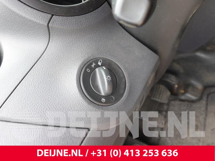 Mercedes Citan Licht Schalter O312659